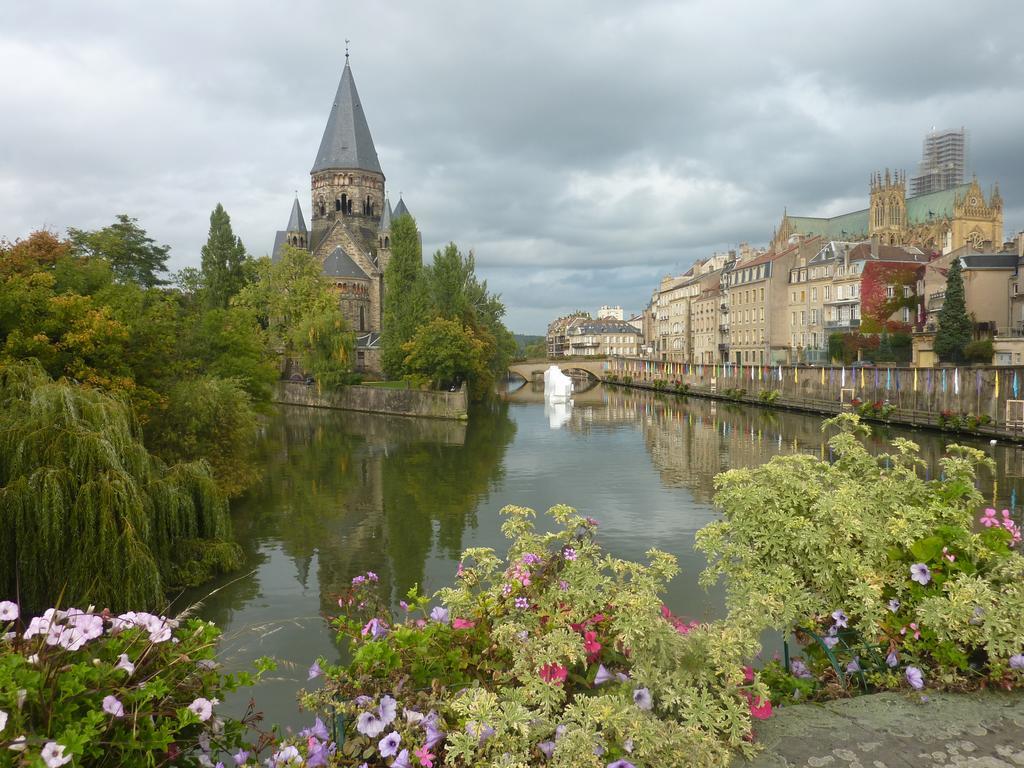 Apartamento Metz Port Saint Marcel Habitación foto